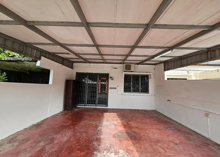 Rain Forest Hostel Ipoh