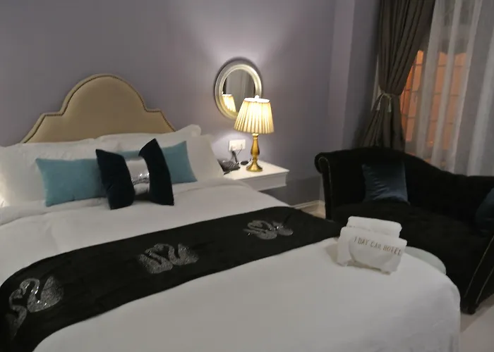 1 Day Car Hotel Station 18 Ipoh